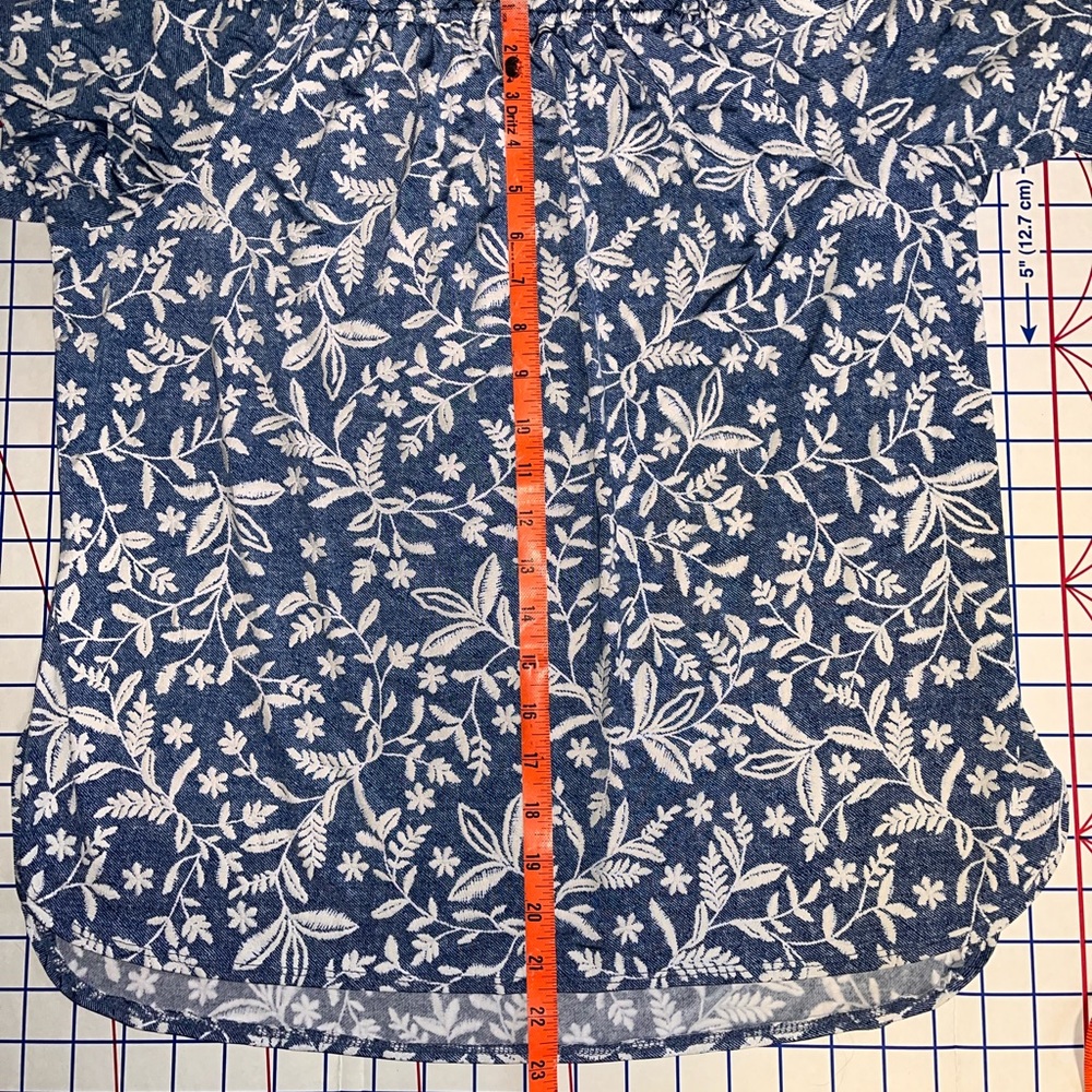 Perseption Concept Blue White Leaf Pattern Top Si… - image 6